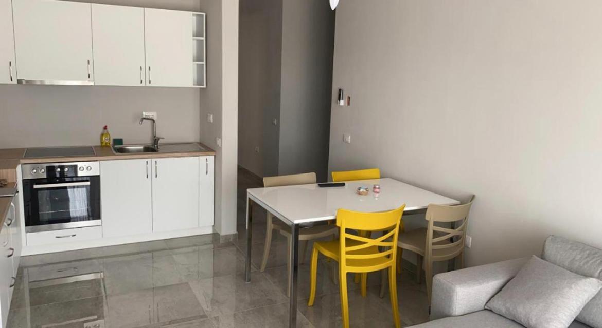 Emma'S Apartments Tirana Extérieur photo